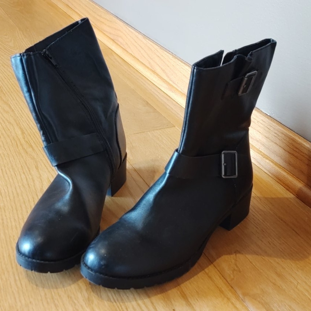 Women's booties